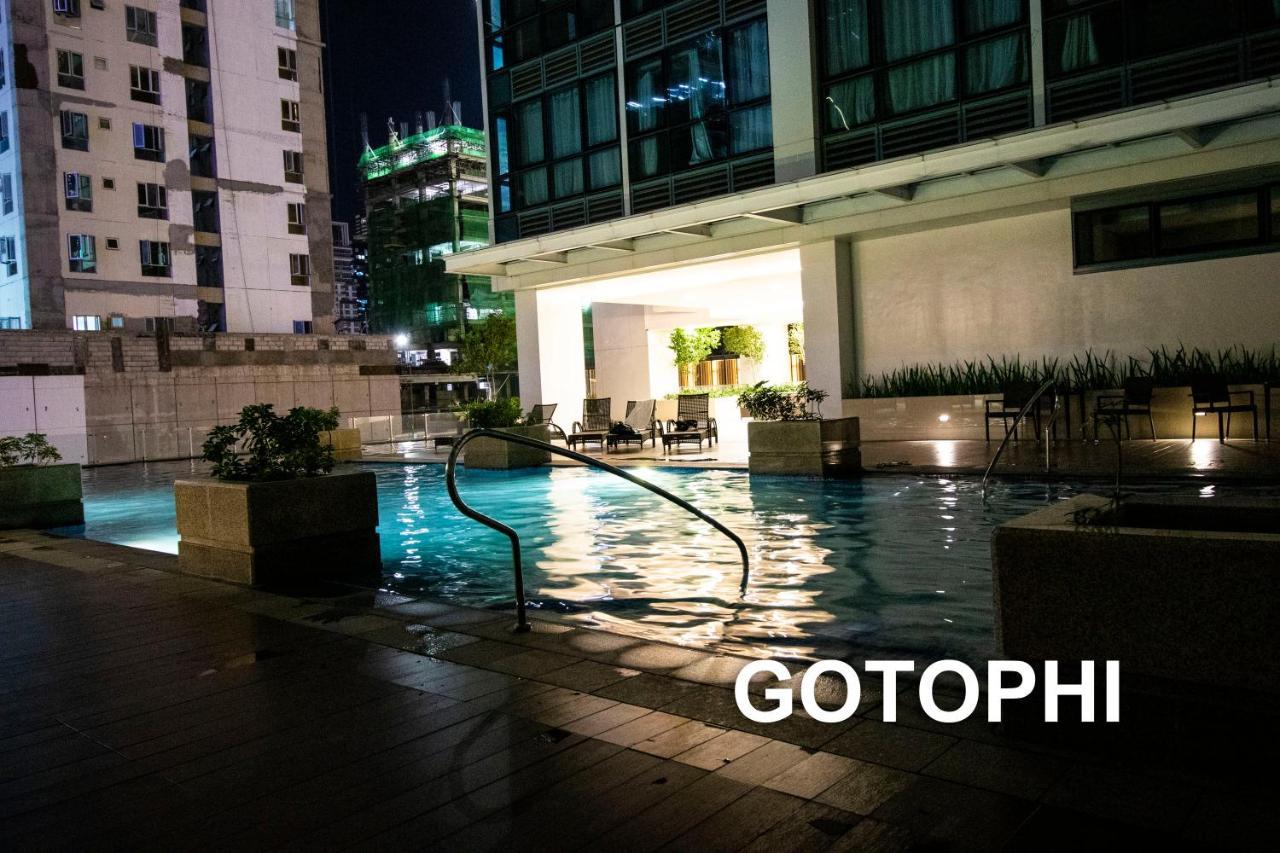 One Uptown Residence Taguig Exterior photo